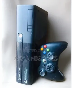 Xbox 360e Slim With 1 Wireless Pad, 12 Games + Pes 26 Patch