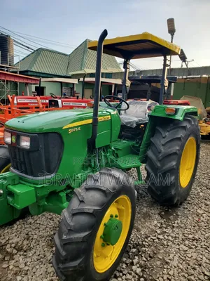 John Deere 5075 E