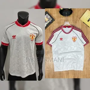 Manchester United Retro Jersey