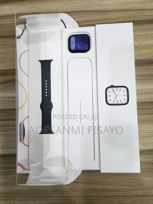 Open Box Apple Watch Series 7 45mm