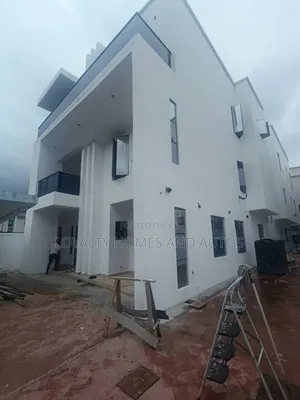 5bdrm Duplex in Gra Ikeja for sale