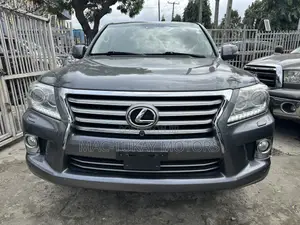 Lexus LX 570 AWD 2013 Gray