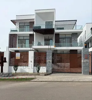 8bdrm Duplex in Asokoro for sale