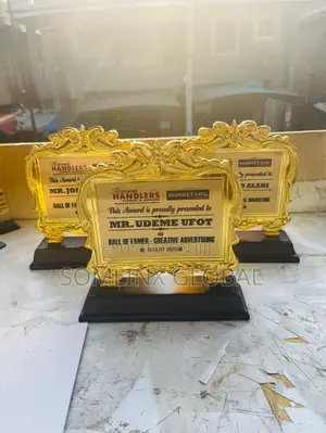 Gold Plate Award, Black Base