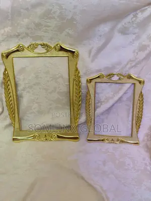 Gold Frame for Wooden Plaque (8by10 6by8)