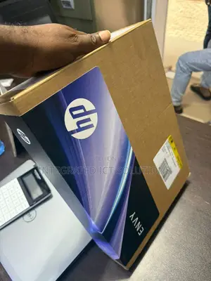 New Laptop HP Envy 14 32GB Intel Core Ultra 7 SSD 1T