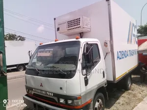 Mitsubishi Fuso Cooling Van