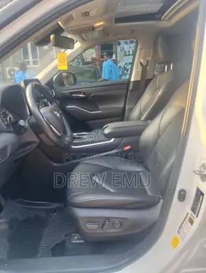 Toyota Highlander 2023 White