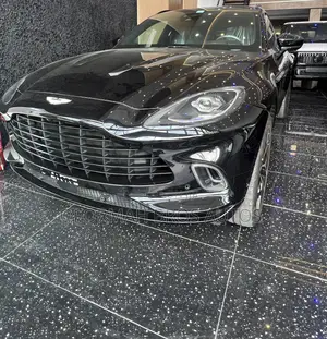 Aston Martin DBX 2023 Black