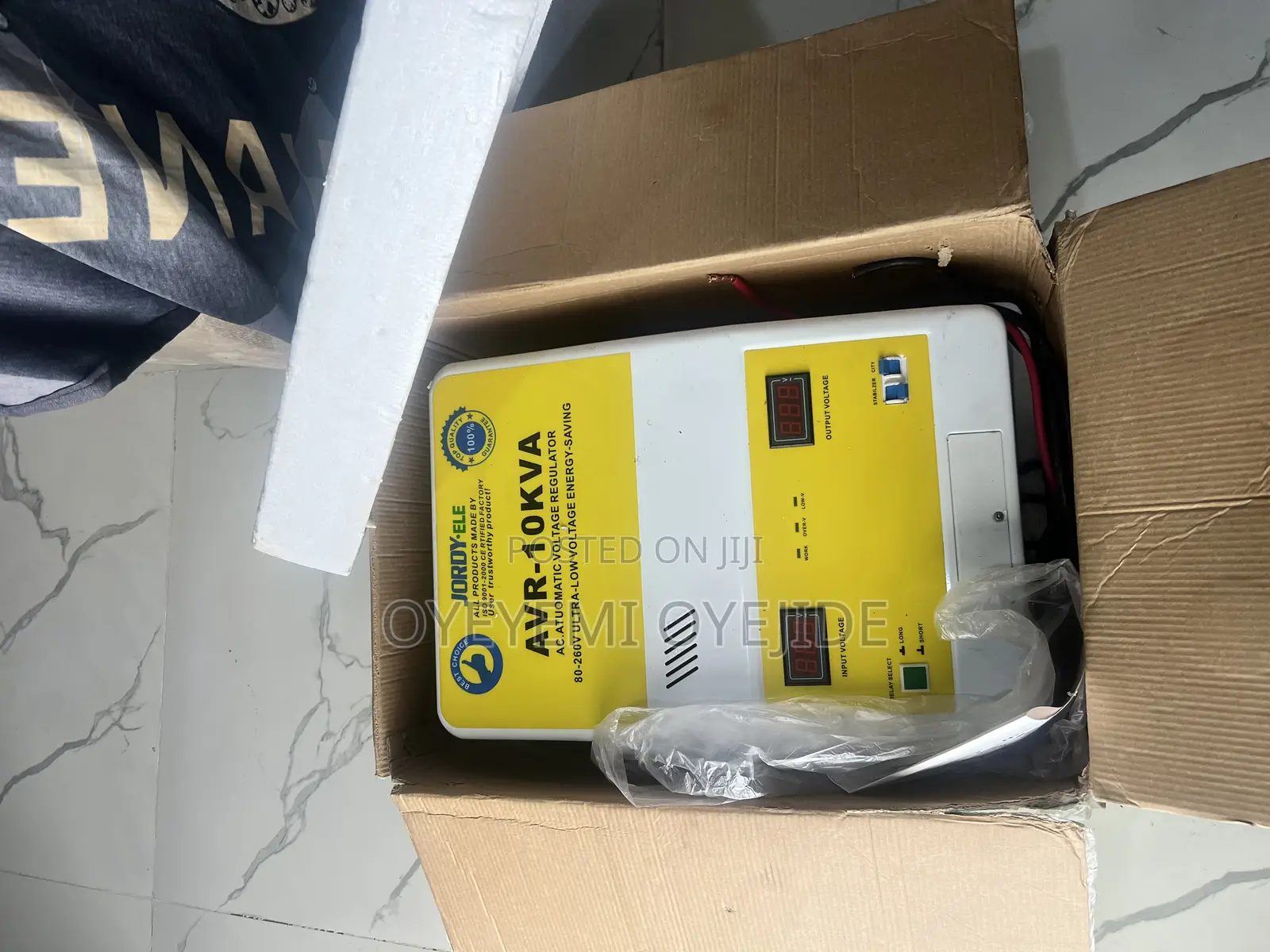 Wall Mounting Stabilizer , 10kva Automatic Voltage Regulator