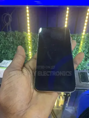 Apple iPhone X 64 GB White