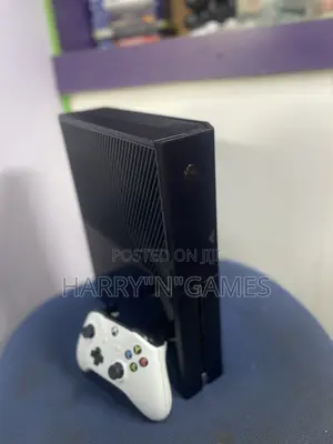 Xbox 1 500gig Standard Edition