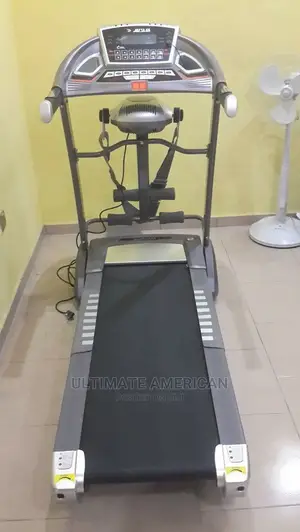 2.5hp Treadmill Users Weight 150kg Brand New