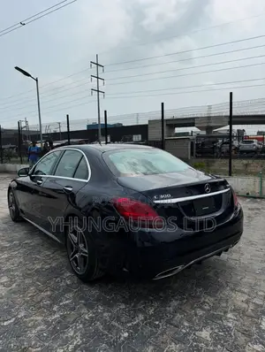 Mercedes-Benz C300 2020 Black