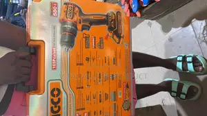 20v Ingco Battery Drill With Tools