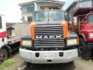 Mack Ch Truck Orange 1998