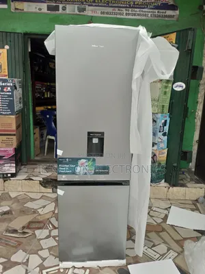 New Hisense Refrigerator Bottom Freezer Two Dor Dispenser