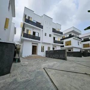 5bdrm Duplex in Opebi Ikeja Lagos for sale