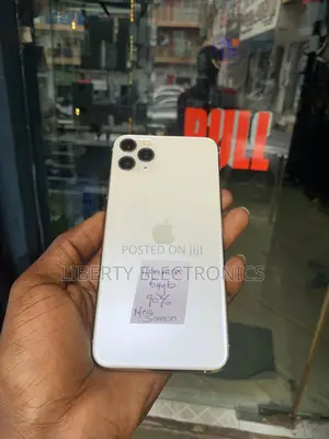 Apple iPhone 11 Pro Max 64 GB White
