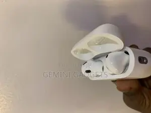 Neatly Used Apple Airpod Pro 2