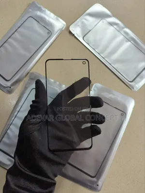 Front Screen Glass Protector for Samsung Galaxy S10e Sm-G (Black)