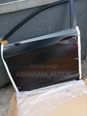 Front Left Door Rx350 2018 Available as Seen