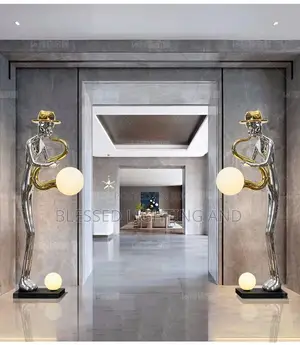 Luxury Modern Gold Sculpture Humanoid Floor Lamp for Corridor,