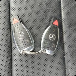 Mercedes-Benz GL-Class GL550 4MATIC 4dr SUV AWD (4.7L 8cyl Turbo 7A)