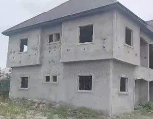 2bdrm Block of Flats in Afiasere Ughelli, Warri for sale