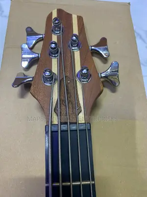 Smiger 5-String Active Electric Bass Guitar.