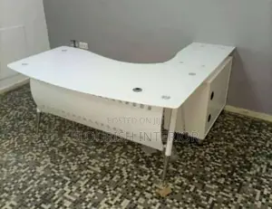 Qquality Imported Executive Luxury Glass Office Table