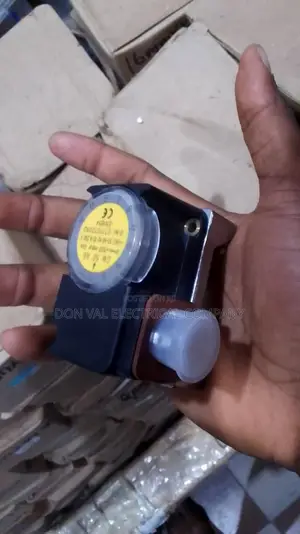 Dungs Gas Pressure Gauge