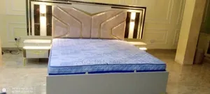 Kings and Queen Bed Set With Mirror