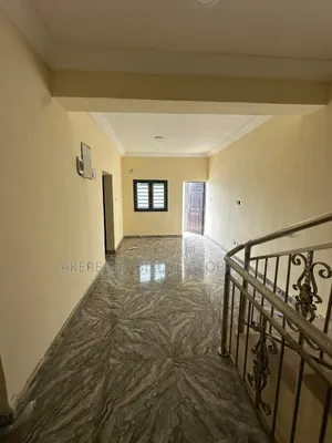 4bdrm Townhouse / Terrace in In An Estate Idu for rent