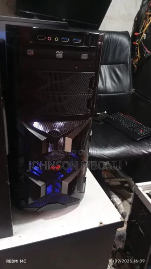 Desktop Computer Gigabyte GB-BKi7HA-7500 32GB Intel Core I7 HDD 1T
