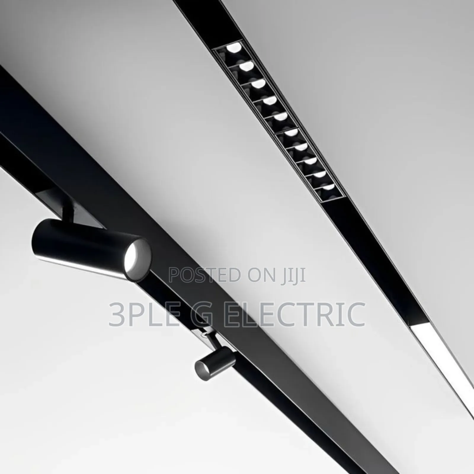 Futuristic Linear Magnetic Track Light
