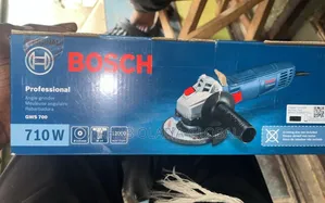 Bosch GWS 700 Angle Grinder – 710w Compact Reliable Tool