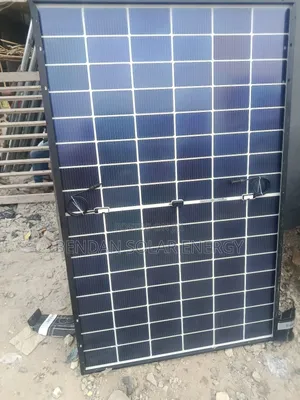 Longi 450w All-Black Solar Panel – High Efficiency Stylish Design