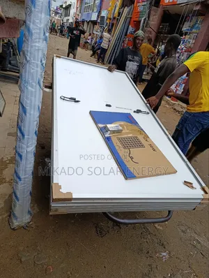 650w Jinko Mono Crystalline Panel