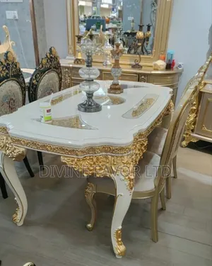 Royal Dining Set