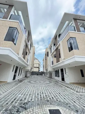 4bdrm Townhouse/Terrace in Lekki Phase 1 for sale