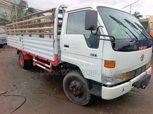 Nigeria Use Toyota Dyna 400 Diesel Engine Working Perfectly