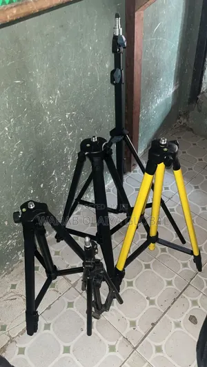 Laser Distance Meter Stands – Adjustable Tripods 1m to 2m