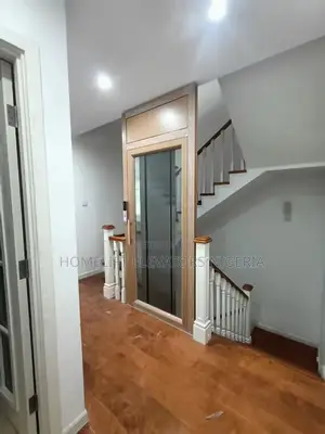 Luxury Compact Round Home Lift
