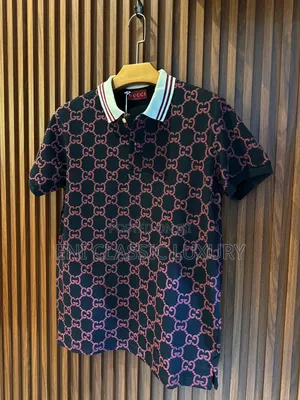 Gucci Luxury Men's T-shirts Well Branded Package