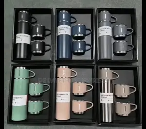 Vaccum Flask Set With 3 Cups