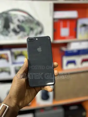 Apple iPhone 8 Plus 64 GB Black