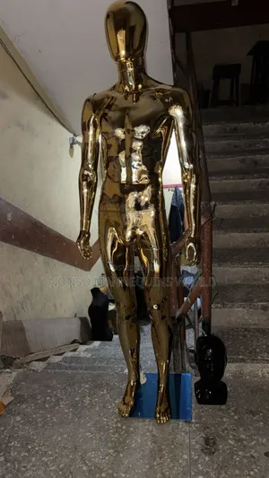 Normal Size Faceless Male Gold Chrome Mannequin