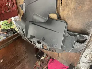 Complete Radiator Plastic Is250 Available as Seen