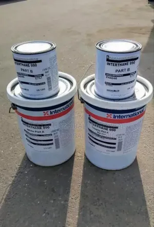 Inthatane 990 High-Build Epoxy Marine Paint